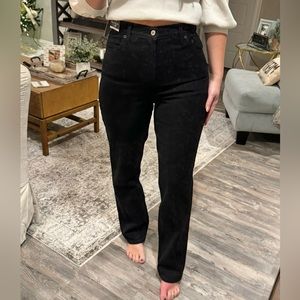 Abercrombie Curve Love Ultra High Rise 90s straight black jeans